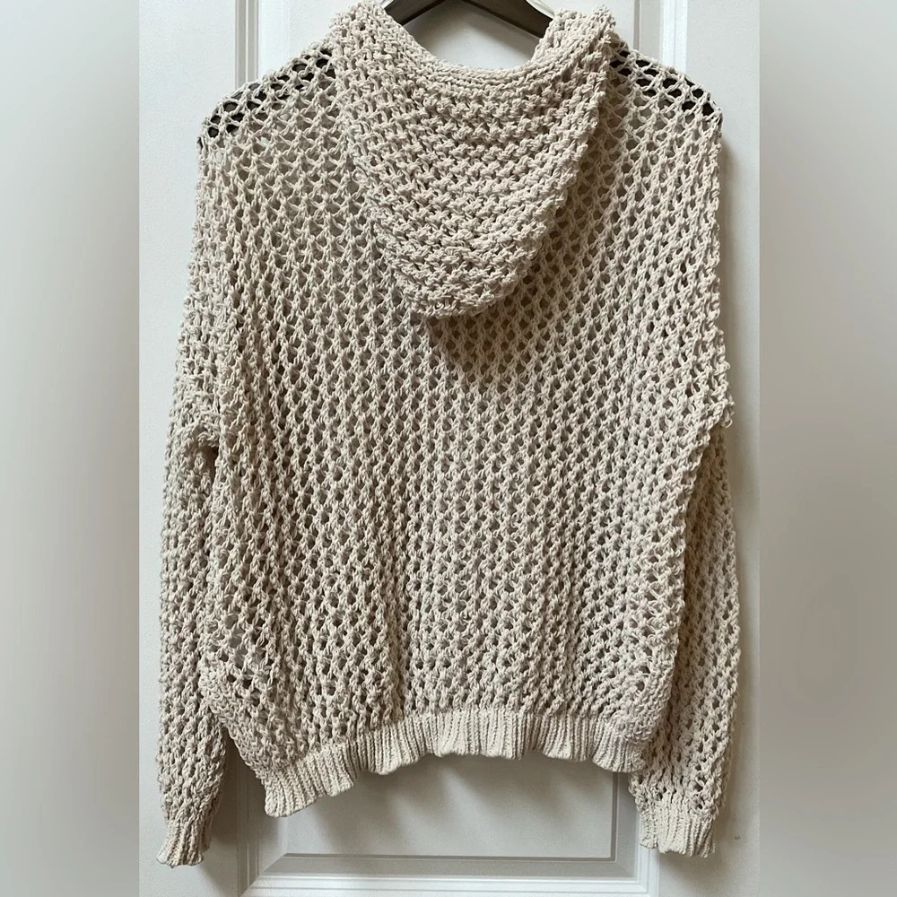 Nicole Miller Artelier Crochet Style Hooded Sweater - Picture 3 of 5